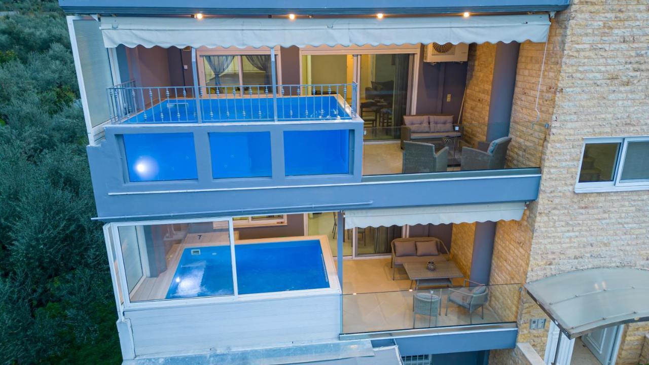 Grand Suites With Private Pools Calamata Exterior foto