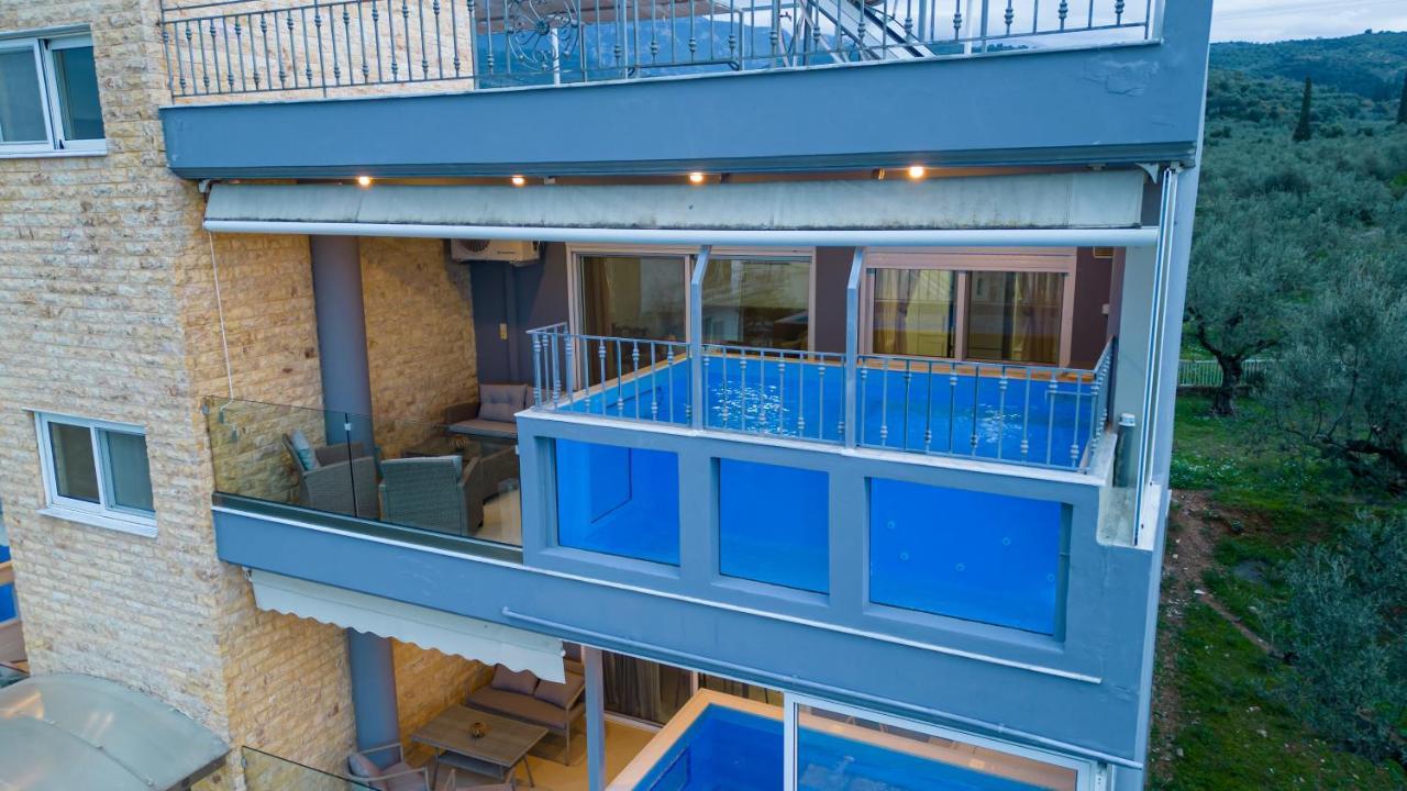 Grand Suites With Private Pools Calamata Exterior foto