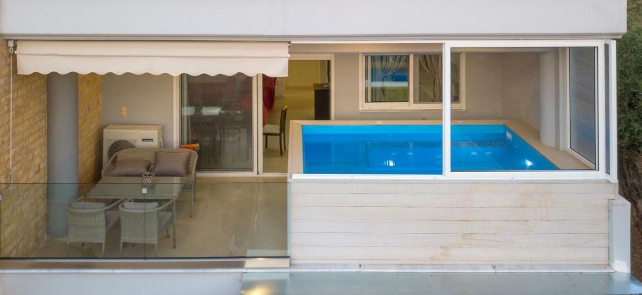 Grand Suites With Private Pools Calamata Exterior foto