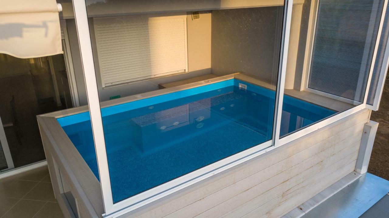 Grand Suites With Private Pools Calamata Exterior foto